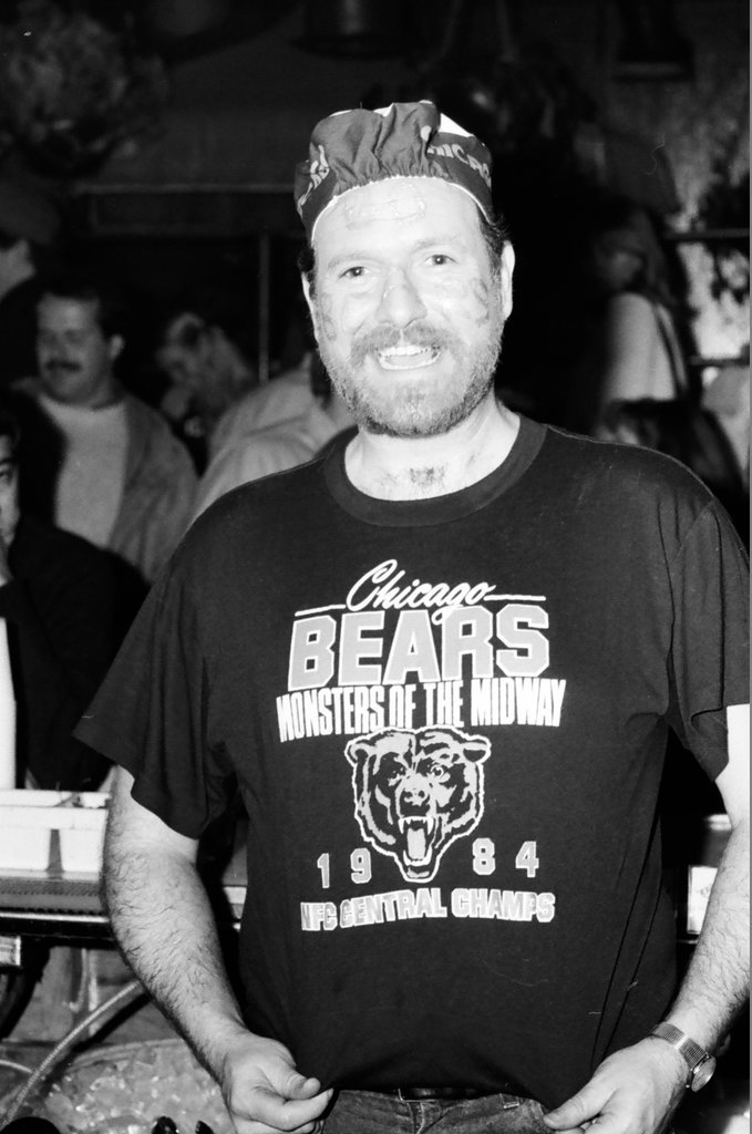 Bears fans at Ultimate Sports Bar - Don Bierman for Chicago Sun-Times