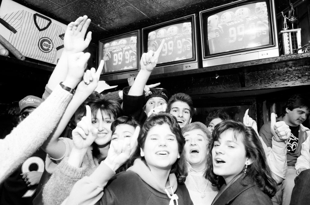 Bears fans celebrate Super Bowl win - Al Podgorski for Chicago Sun-Times