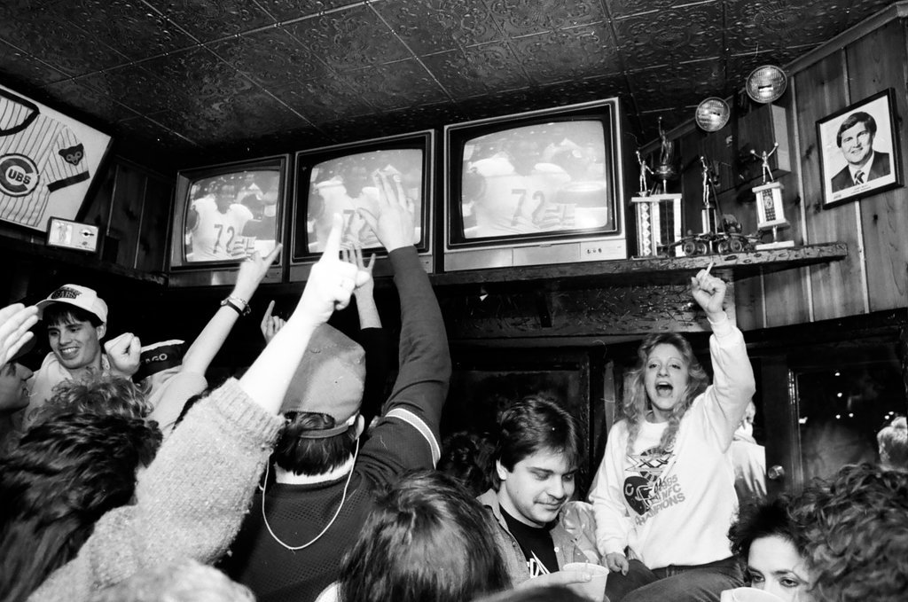 Bears fans celebrate Super Bowl win - Al Podgorski for Chicago Sun-Times