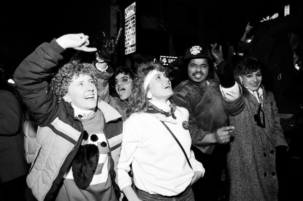 Bears fans celebrate Super Bowl win - Al Podgorski for Chicago Sun-Times