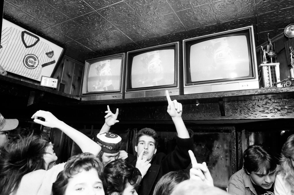 Bears fans celebrate Super Bowl win - Al Podgorski for Chicago Sun-Times