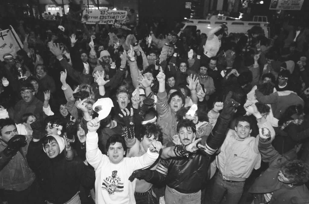 Bears fans celebrate Super Bowl win - Al Podgorski for Chicago Sun-Times
