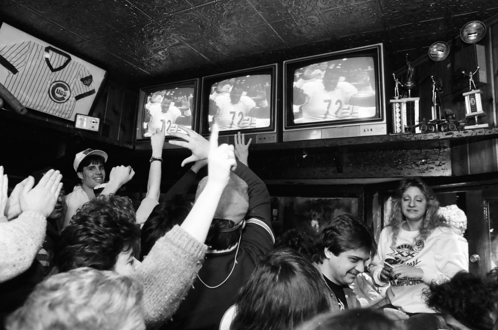 Bears fans celebrate Super Bowl win - Al Podgorski for Chicago Sun-Times