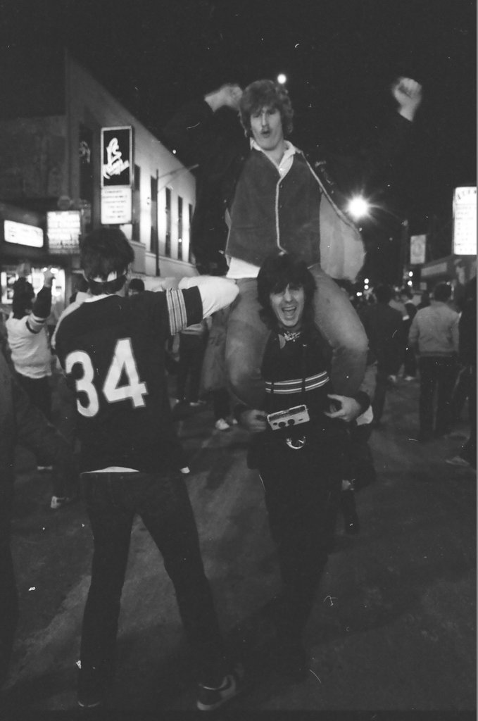 Bears fans celebrate Super Bowl win - Al Podgorski for Chicago Sun-Times