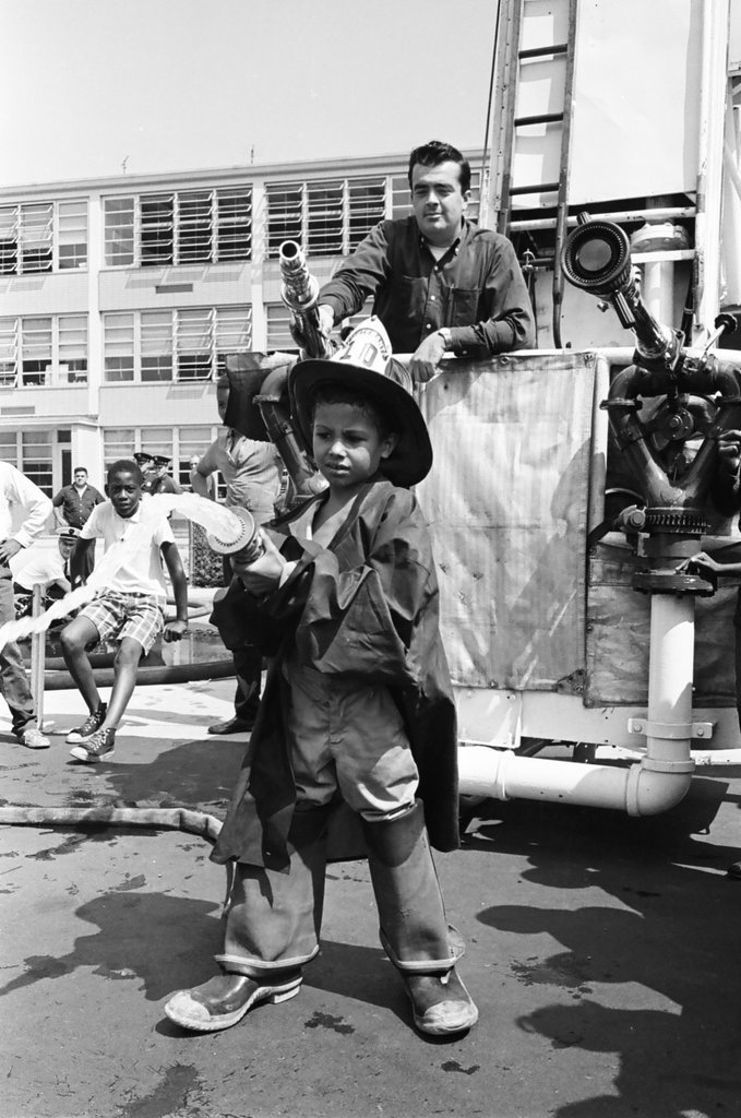 Fire department demonstration at Schiller School - Bob Kotalik for Chicago Sun-Times