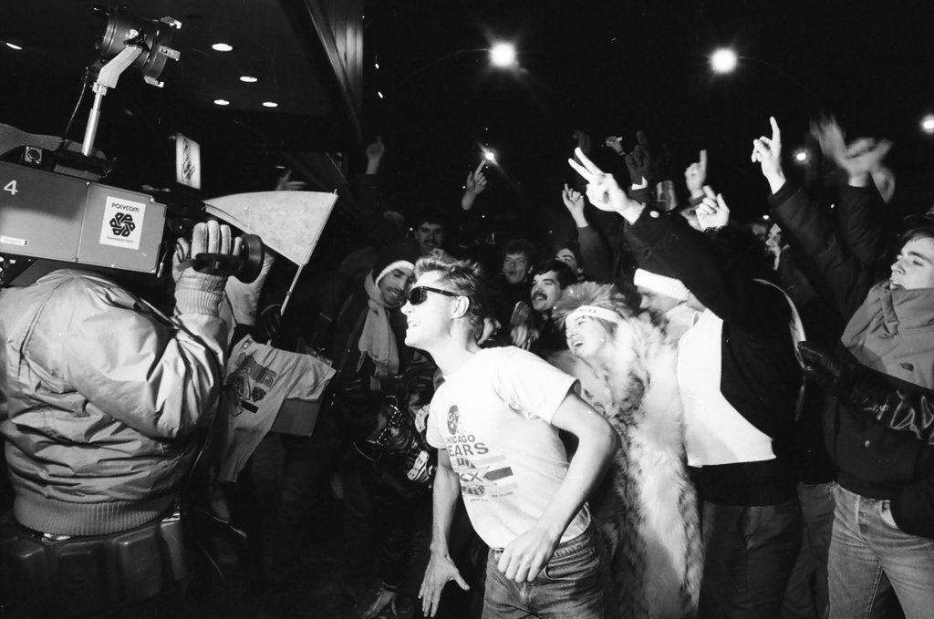 Bears fans celebrate Super Bowl win - Al Podgorski for Chicago Sun-Times