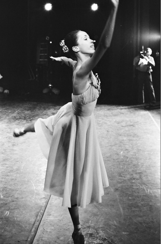 Harlem Dance Group ballet rehearsal - John Tweedle for Chicago Sun-Times