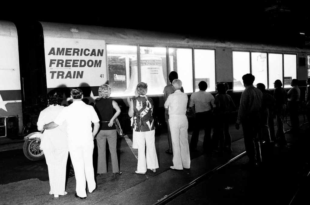 Freedom Train arrives at Navy Pier - Bob (Robert) Black for Chicago Sun-Times