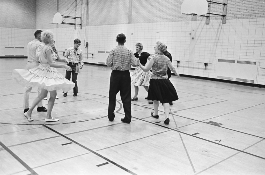 National Square Dance Week begins at Lawndale Park Gym - Larry Nocerino for Chicago Sun-Times