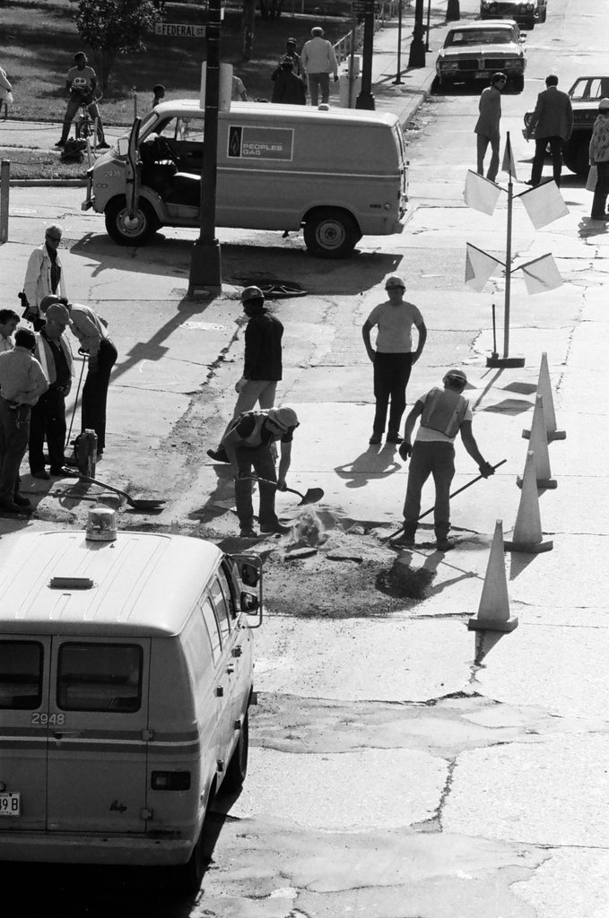 Gas leak repair - James DuPree for Chicago Sun-Times