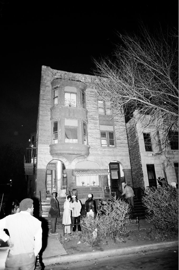 Paramedics treat gas leak injuries - Jack Lenahan for Chicago Sun-Times