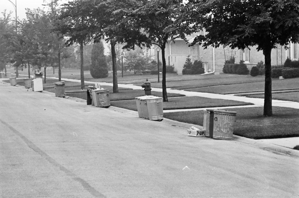 Garbage cans in Oak Lawn - Gene Pesek for Chicago Sun-Times