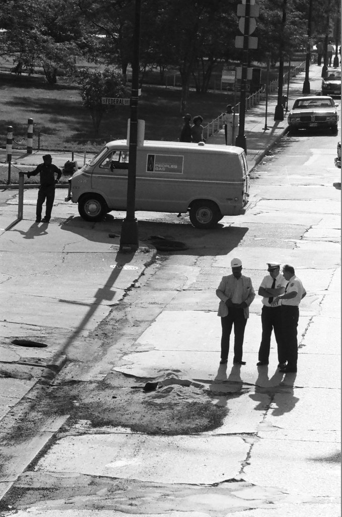 Gas leak repair - James DuPree for Chicago Sun-Times