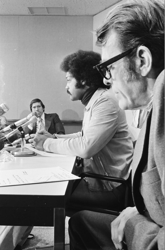 Jesse Jackson meets with Standard Oil Co. Executive - Peters (Clarence or Pete) for Chicago Sun-Times