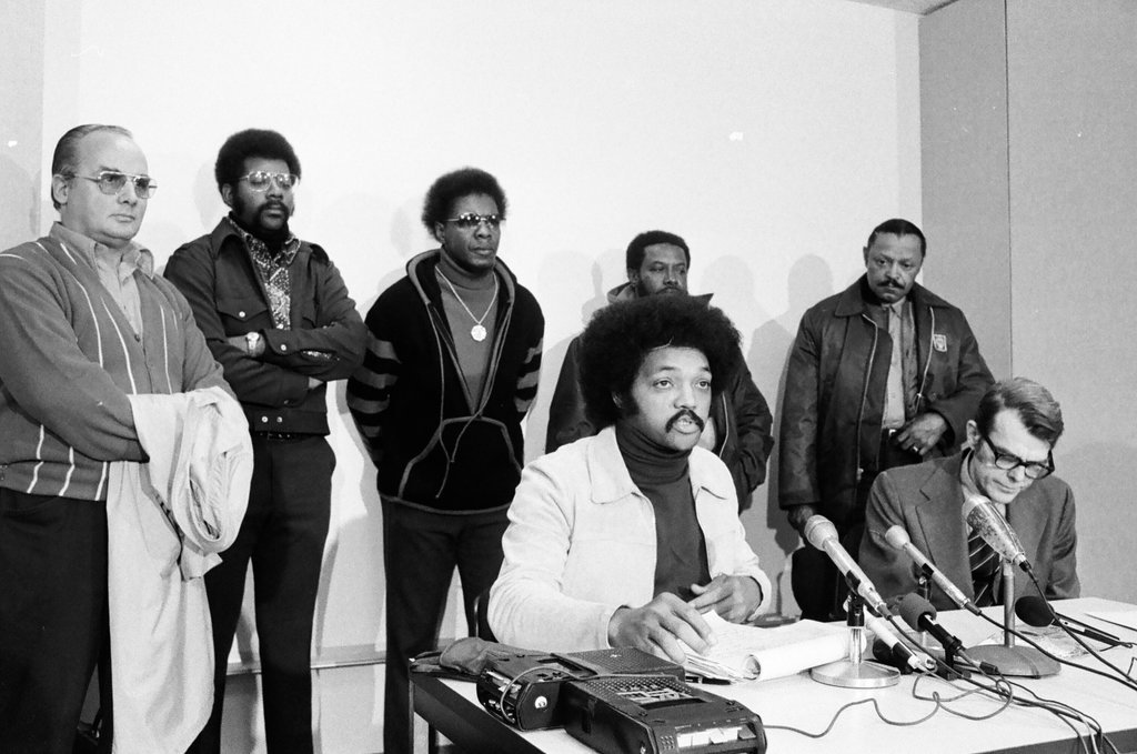 Jesse Jackson meets with Standard Oil Co. Executive - Peters (Clarence or Pete) for Chicago Sun-Times