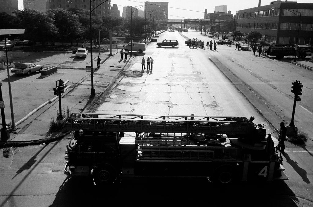 Gas leak repair - James DuPree for Chicago Sun-Times