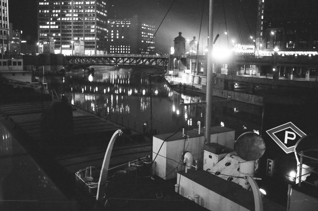Downtown Chicago buildings reflected in Chicago River - Larry Nocerino for Chicago Sun-Times
