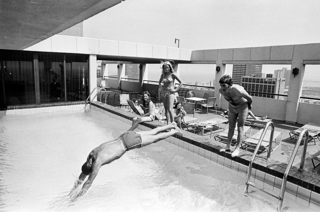 Roof-top services in downtown Chicago - John H. White for Chicago Sun-Times