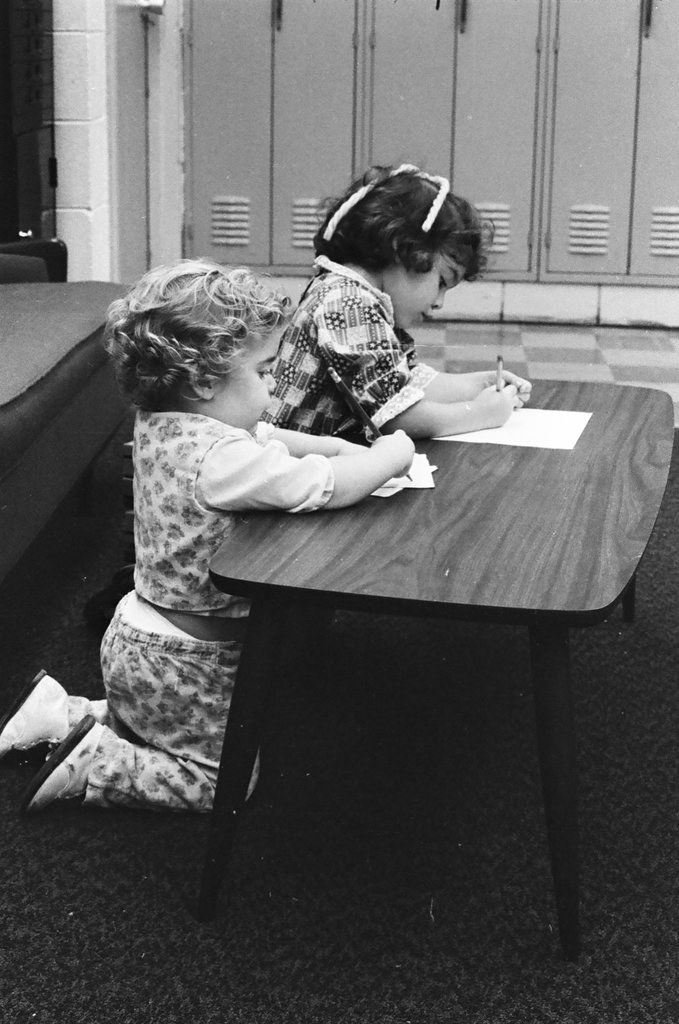 Latin American families at St. Pius School - William (Bill) Deluga for Chicago Sun-Times