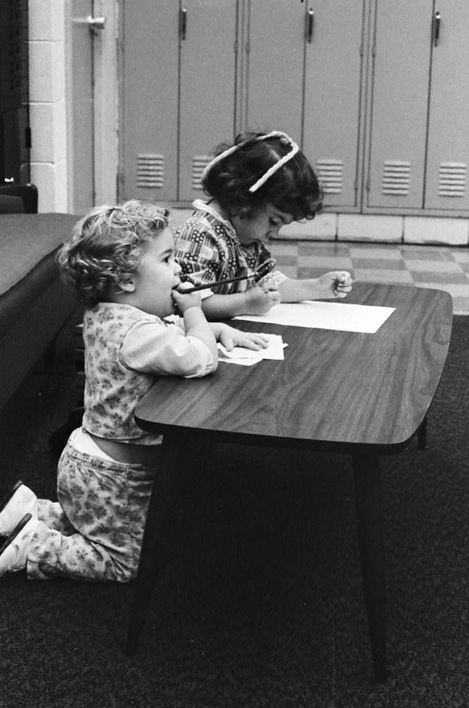 Latin American families at St. Pius School - William (Bill) Deluga for Chicago Sun-Times