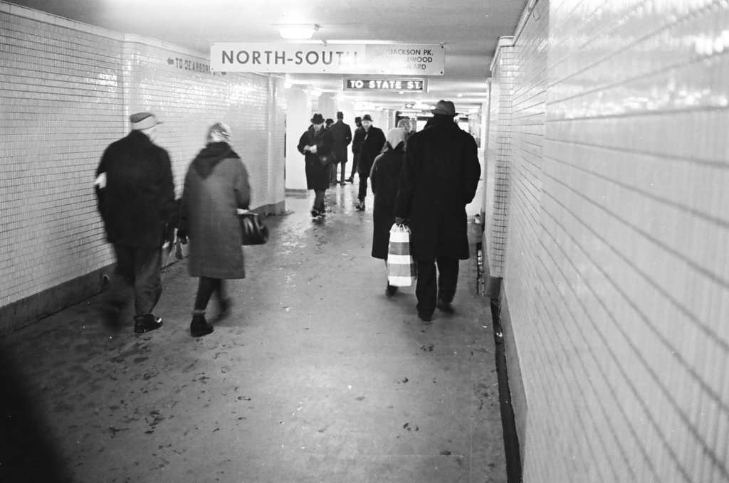 Underground passageways in the Loop - John Jaqua for Chicago Sun-Times