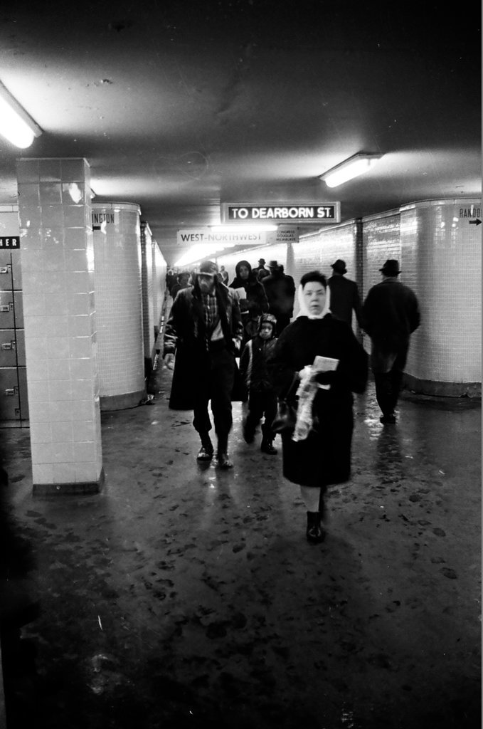 Underground passageways in the Loop - John Jaqua for Chicago Sun-Times