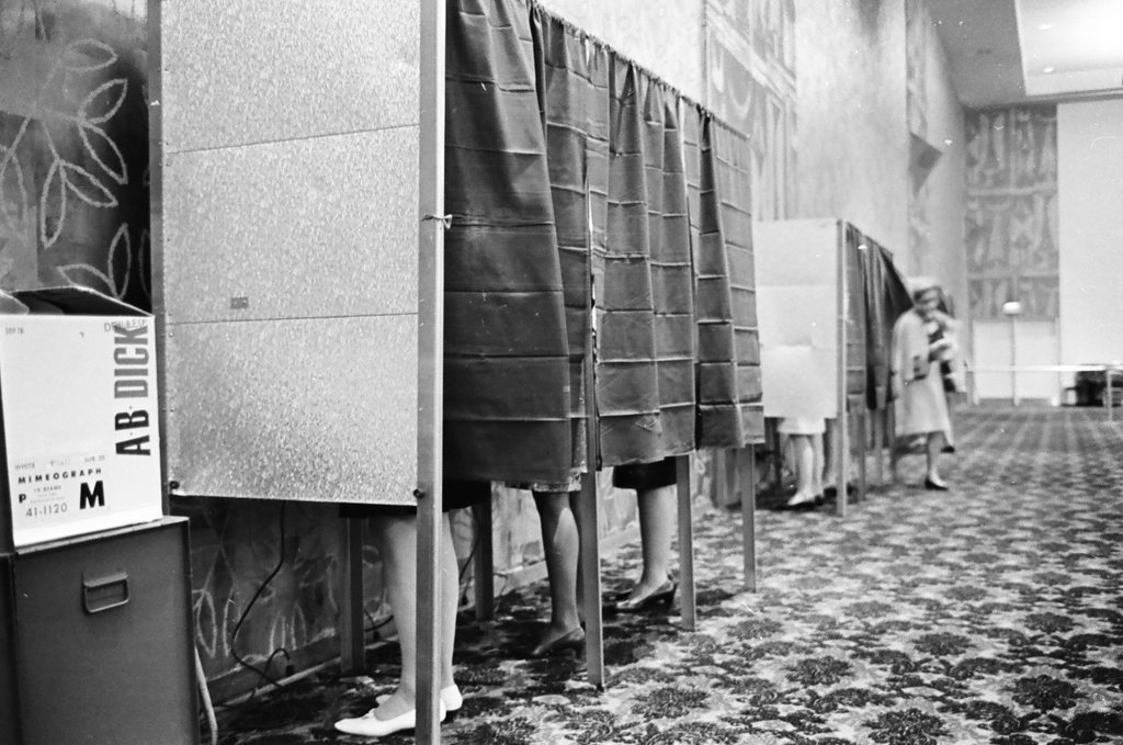 League of Women Voters convention - Peters (Clarence or Pete) for Chicago Sun-Times