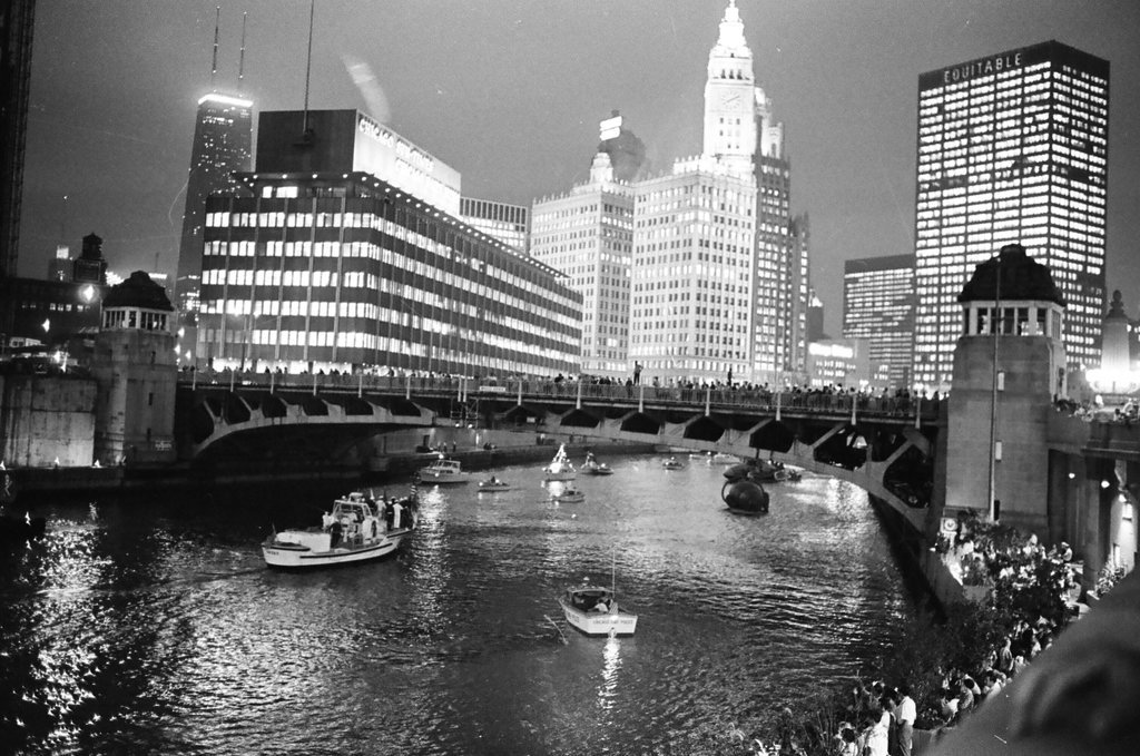 River Parade at the Lakefront Festival - Larry Nocerino for Chicago Sun-Times