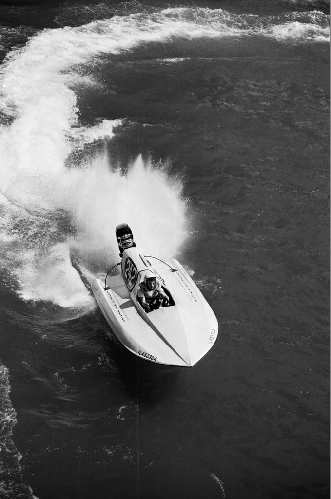 Lakefront Festival boat race - Bob Fila for Chicago Sun-Times