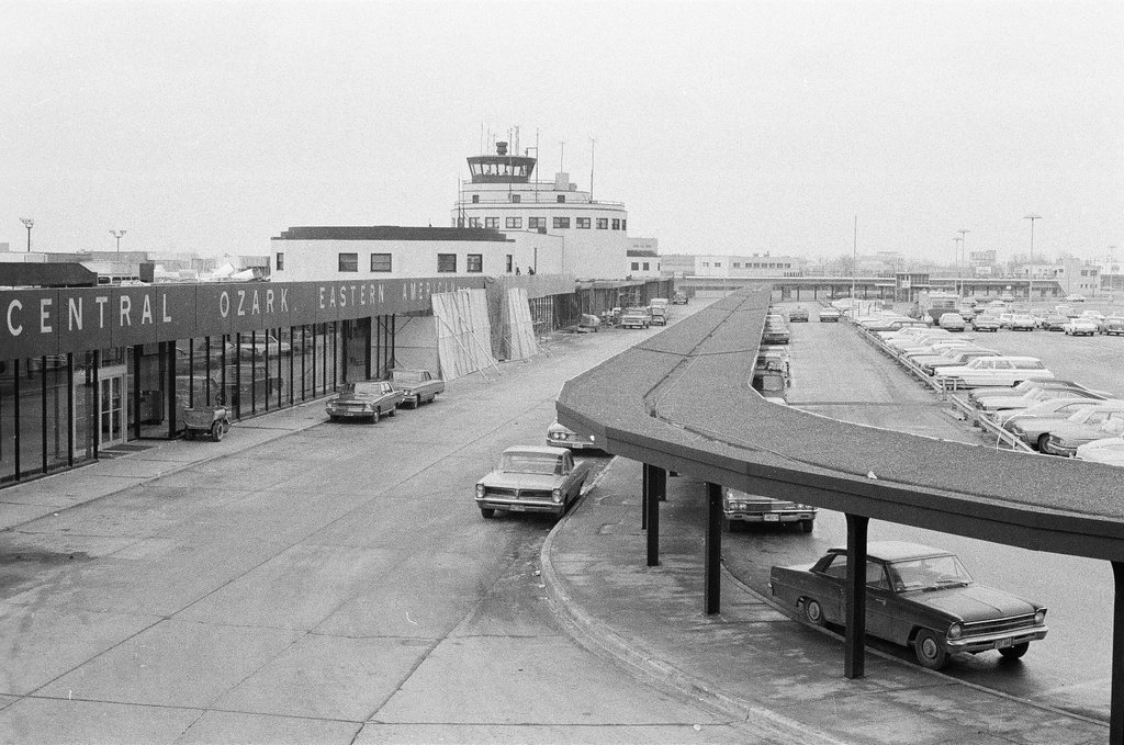 General scenes at Midway Airport - Hartland Klotz for Chicago Sun-Times