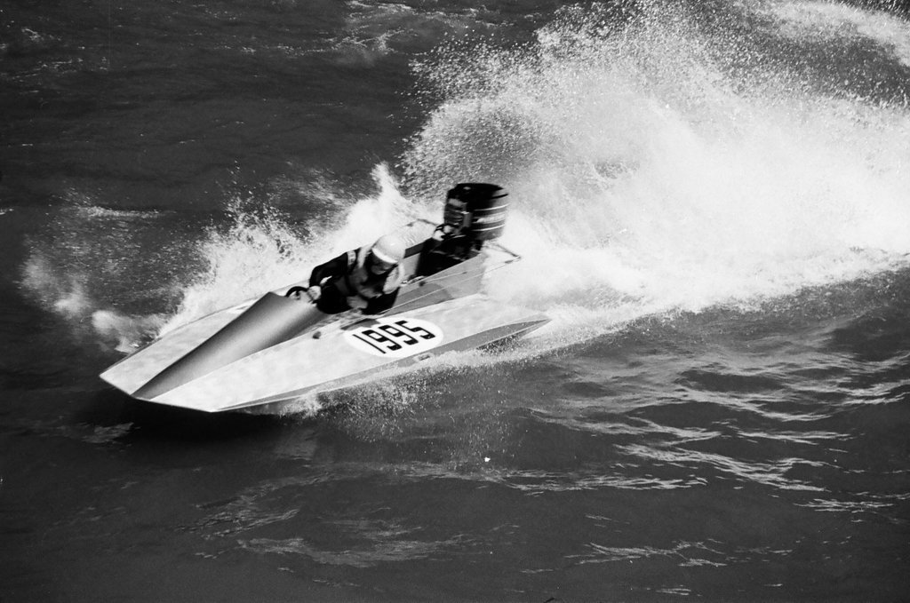 Lakefront Festival boat race - Bob Fila for Chicago Sun-Times