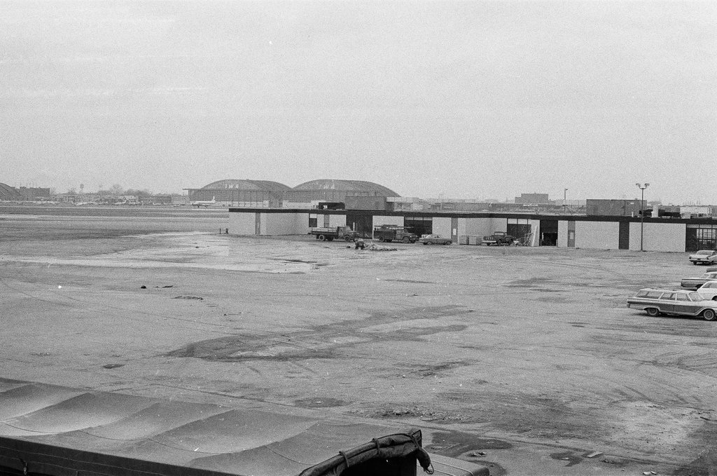 General scenes at Midway Airport - Hartland Klotz for Chicago Sun-Times