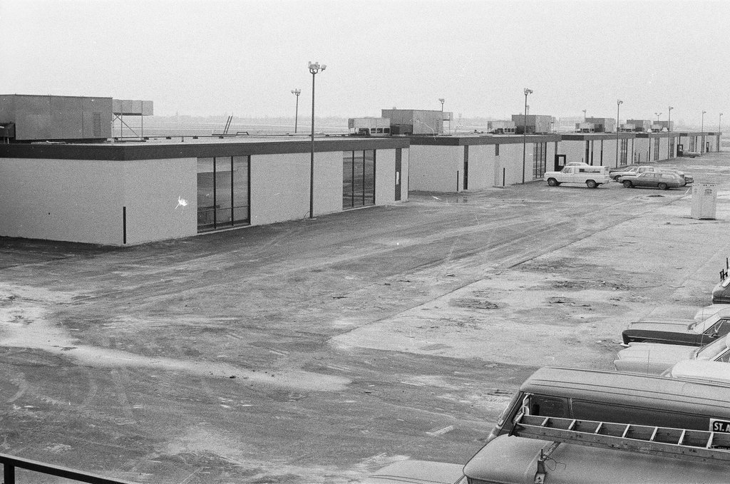 General scenes at Midway Airport - Hartland Klotz for Chicago Sun-Times