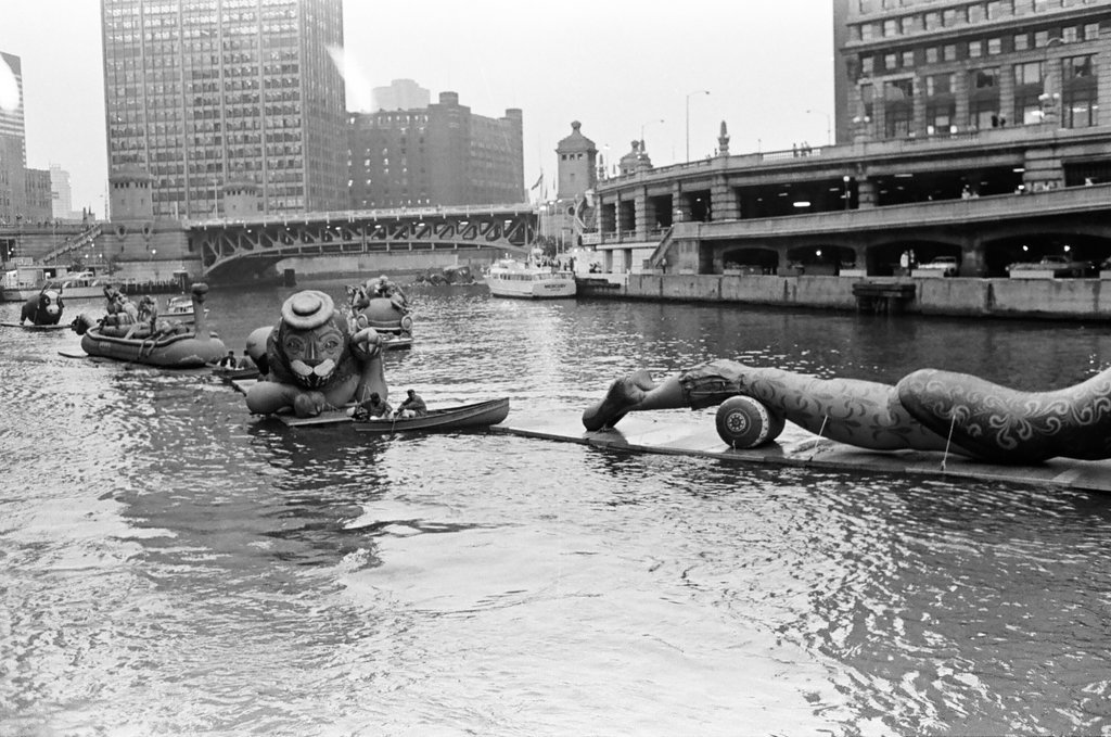 River Parade at the Lakefront Festival - Larry Nocerino for Chicago Sun-Times