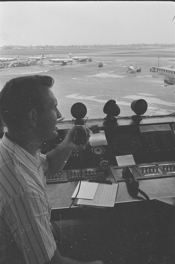 Air traffic control at Midway Airport - Chicago Sun-Times