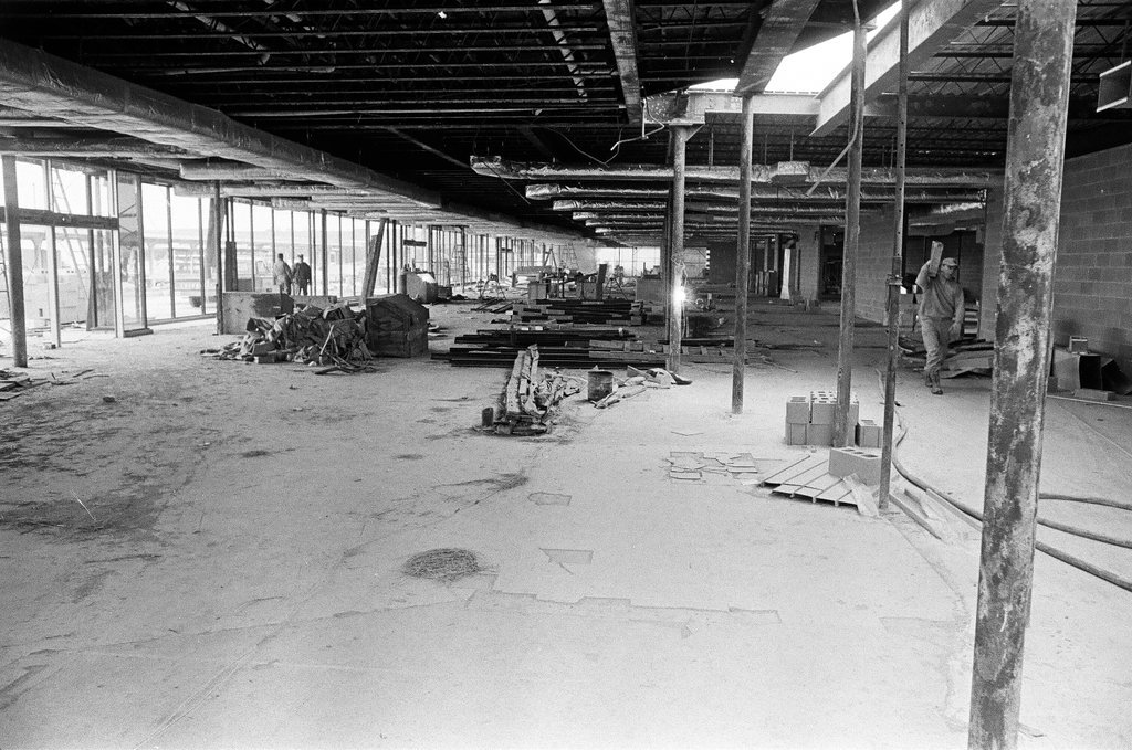 Renovations and construction underway at Midway Airport - Charles Krejcsi for Chicago Sun-Times