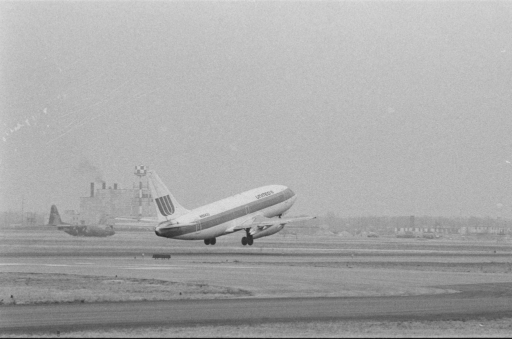 Airport activity at O'Hare Airport - Charles Krejcsi for Chicago Sun-Times
