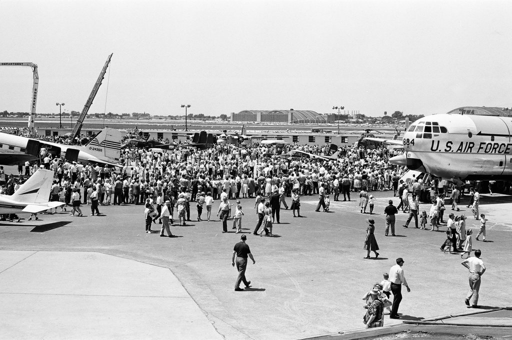 DuPage County Airport air show, - Chicago Sun-Times