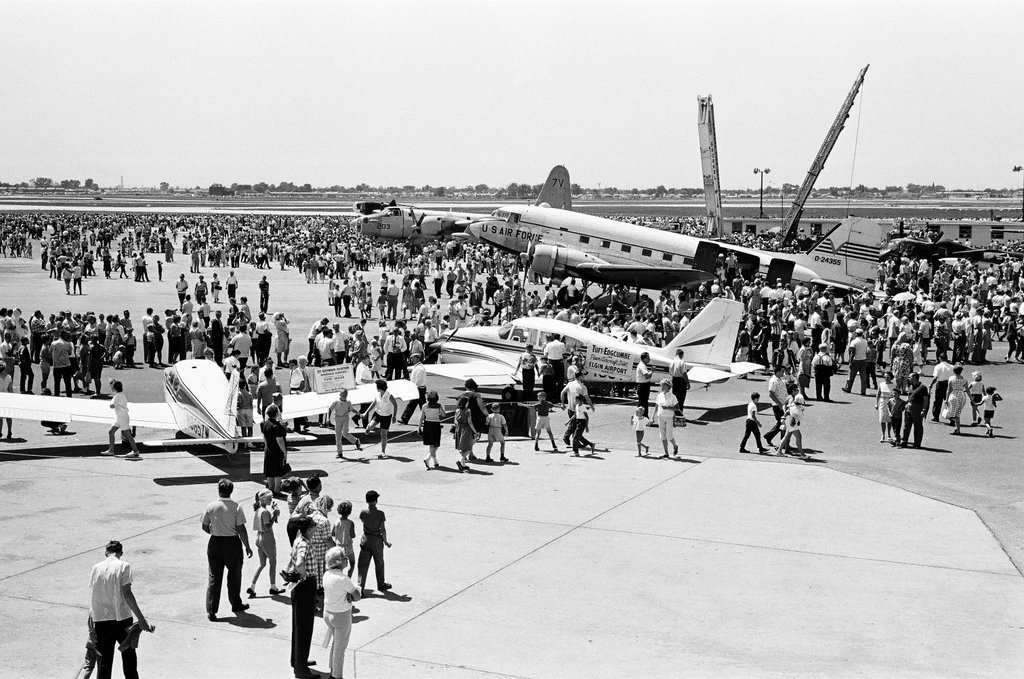 DuPage County Airport air show, - Chicago Sun-Times