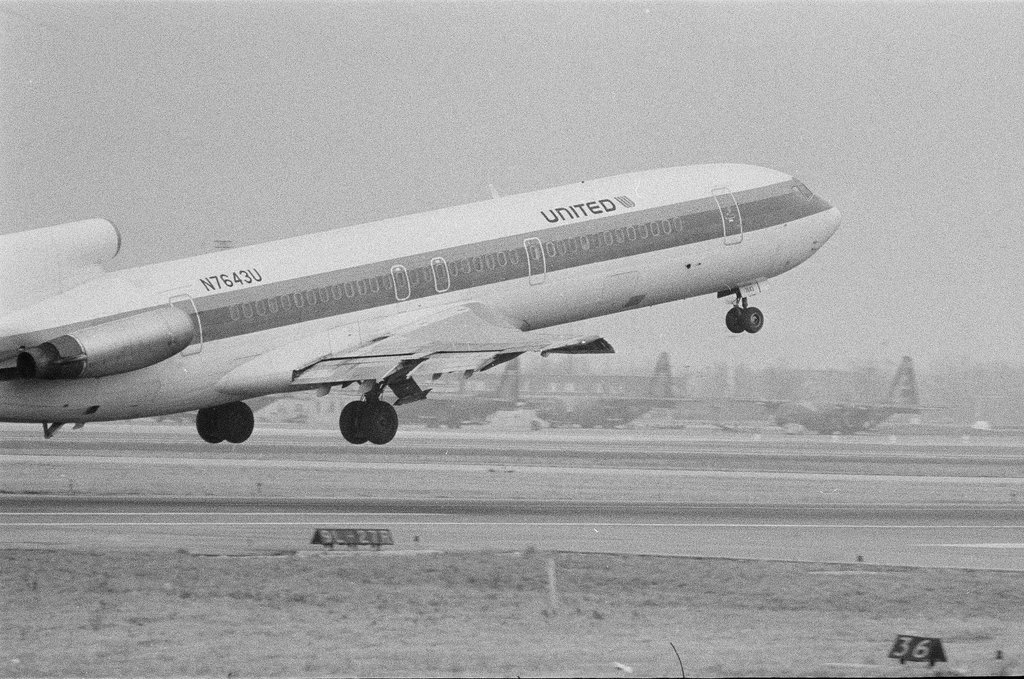 Airport activity at O'Hare Airport - Charles Krejcsi for Chicago Sun-Times