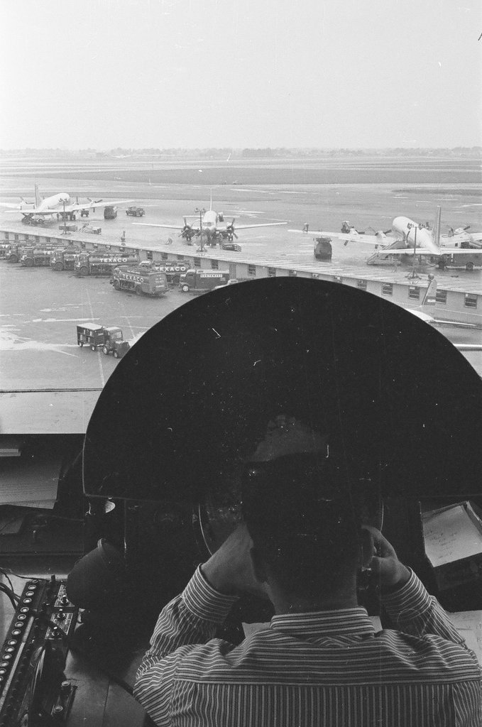 Air traffic control at Midway Airport - Chicago Sun-Times