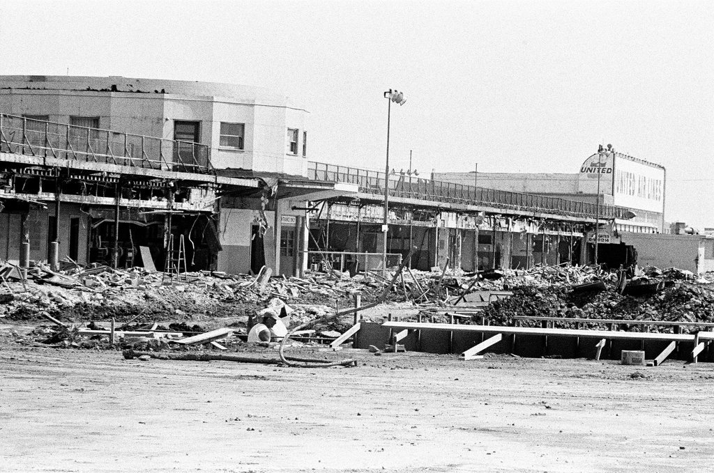 New construction underway at Midway Airport - Bob Langer for Chicago Sun-Times