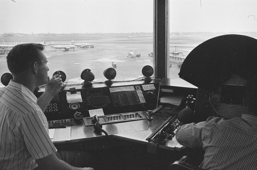 Air traffic control at Midway Airport - Chicago Sun-Times