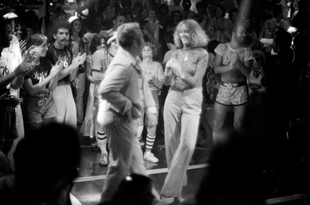 Spirit of '76 dancing marathon at Faces Lounge - Chicago Sun-Times