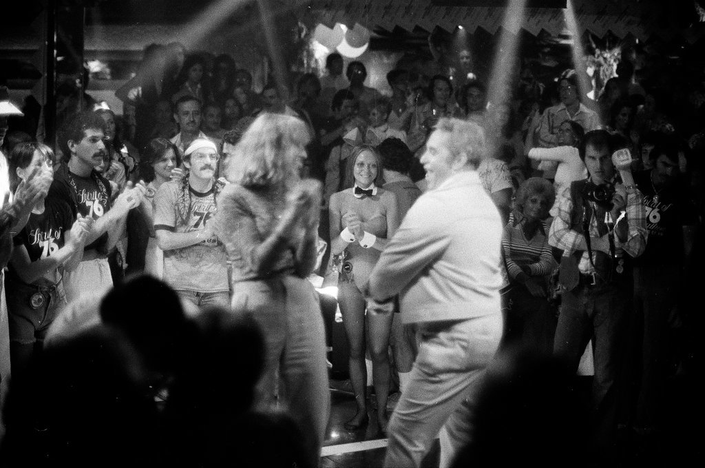 Spirit of '76 dancing marathon at Faces Lounge - Chicago Sun-Times