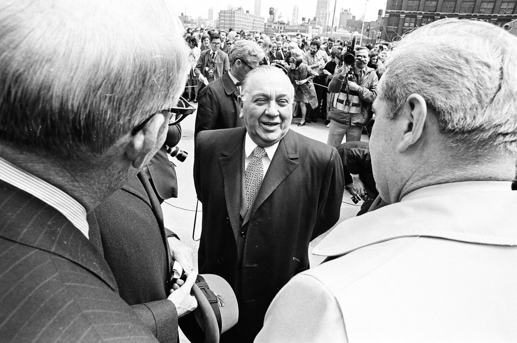 Groundbreaking for Montgomery Ward corporate headquarters - Chicago Sun-Times