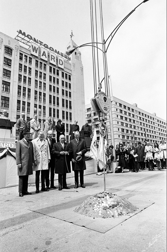 Groundbreaking for Montgomery Ward corporate headquarters - Chicago Sun-Times