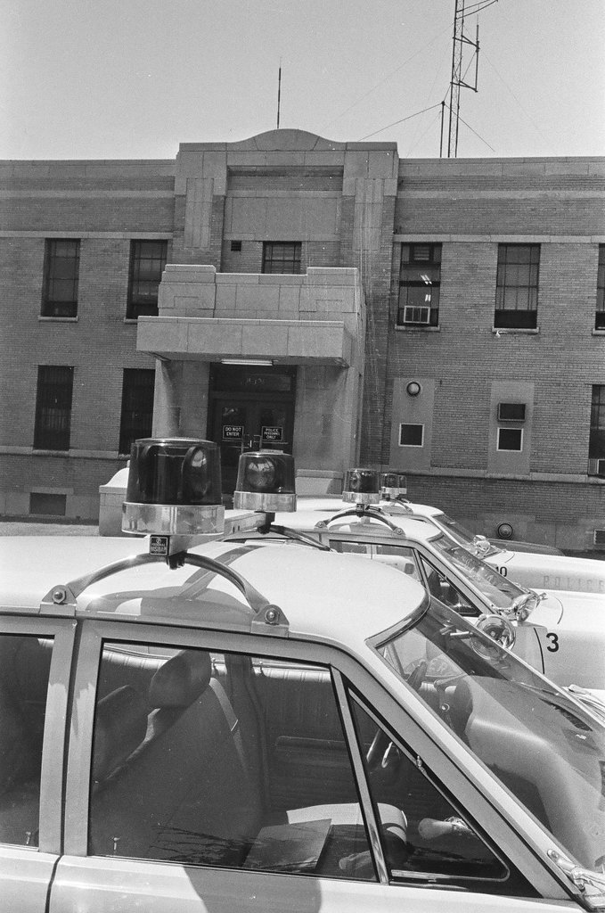 Cicero Police Station - Chicago Sun-Times