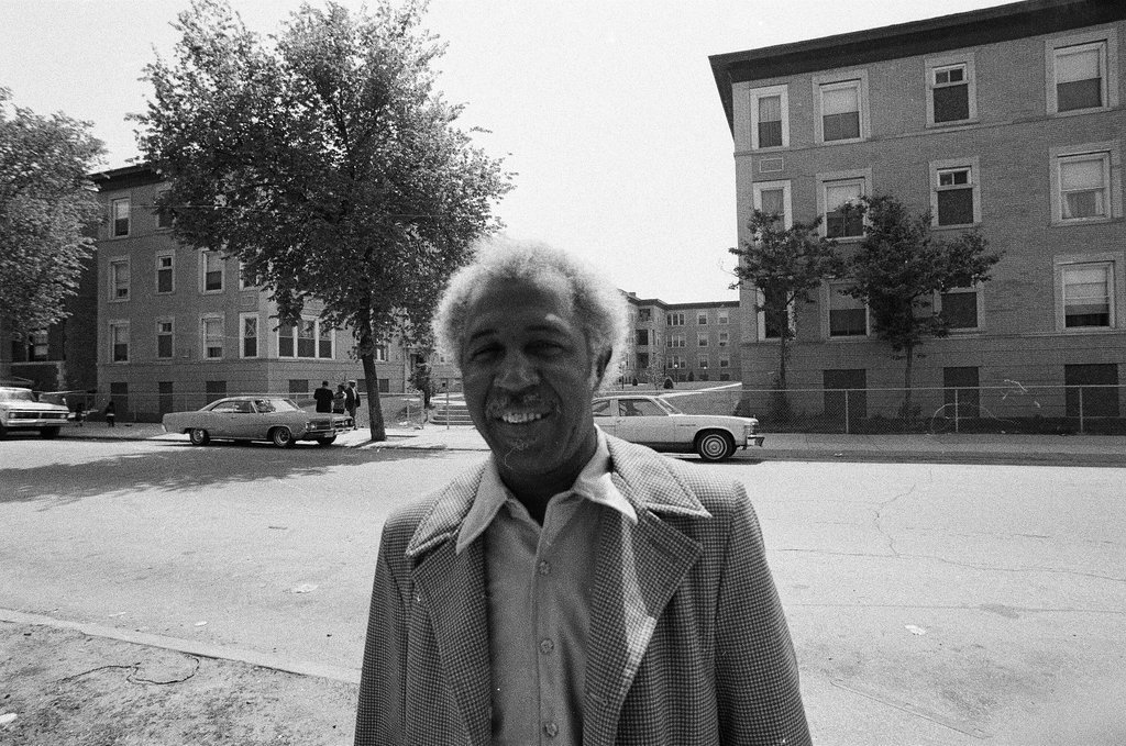 Tenant-managed building in Oakland community area - Chicago Sun-Times