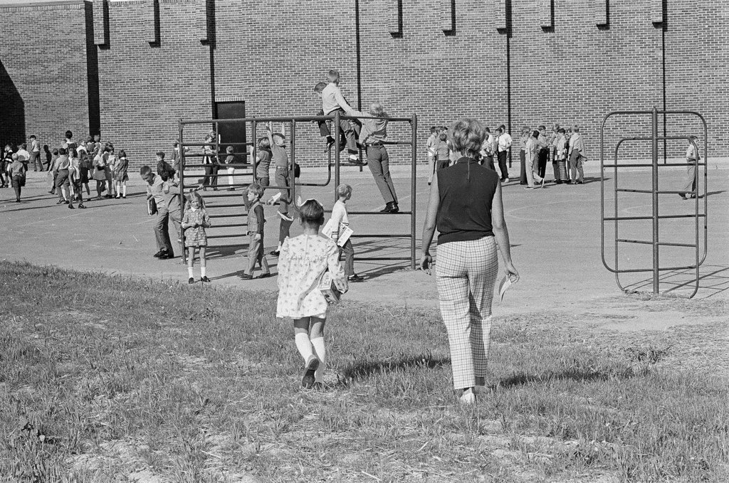 A little girl arrives at Longfellow Elementary School for her first day - Larry Graff for Chicago Sun-Times